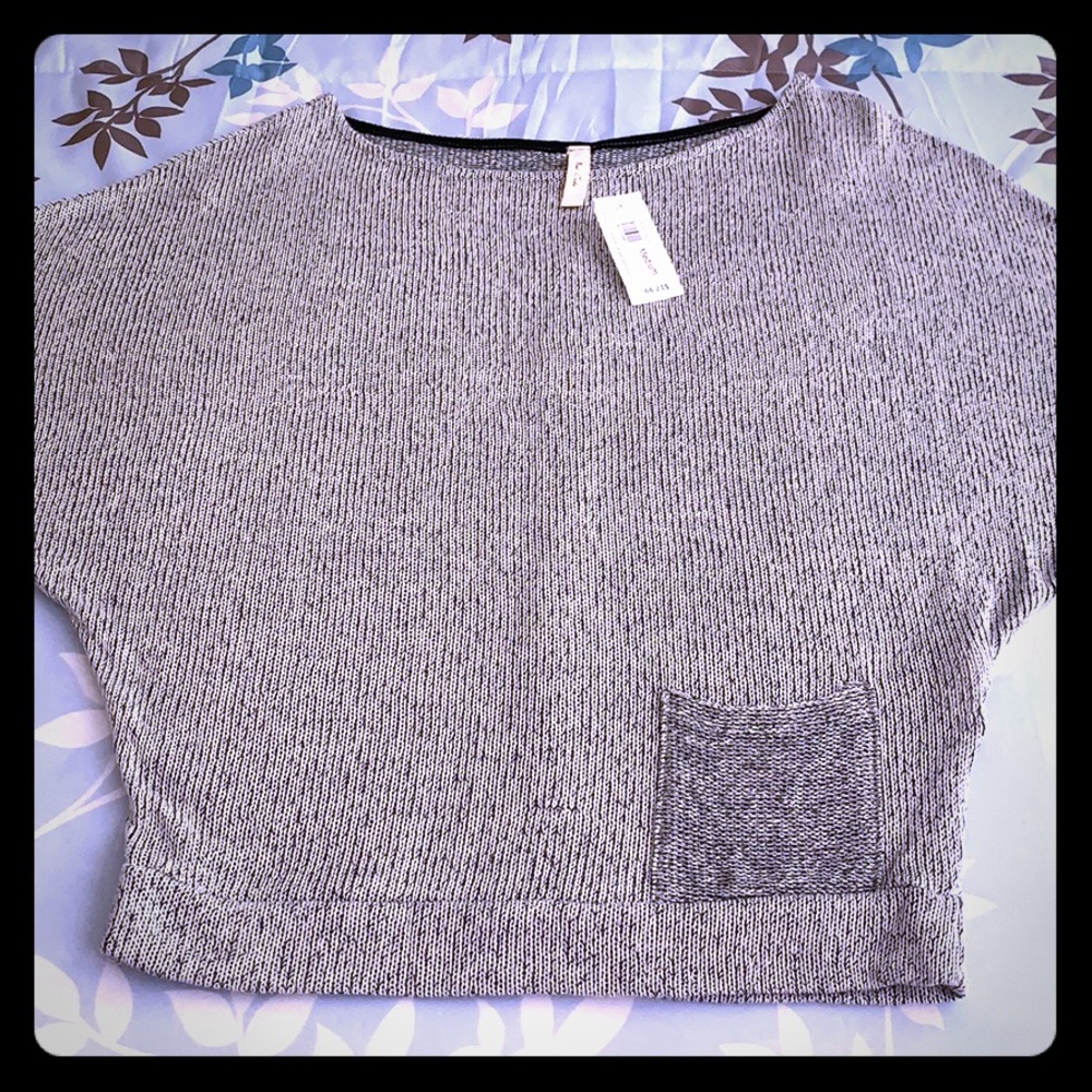Mind Code Gray Short Sleeve Poncho - BNWT - Sz M
